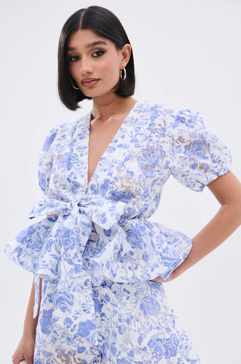 BINKEY FLORAL TIE FRONT BLOUSE - Image 2
