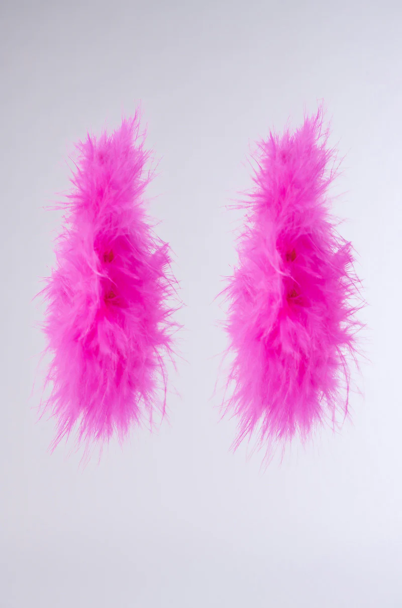 FEATHER FURY HOOP IN PINK - Image 3