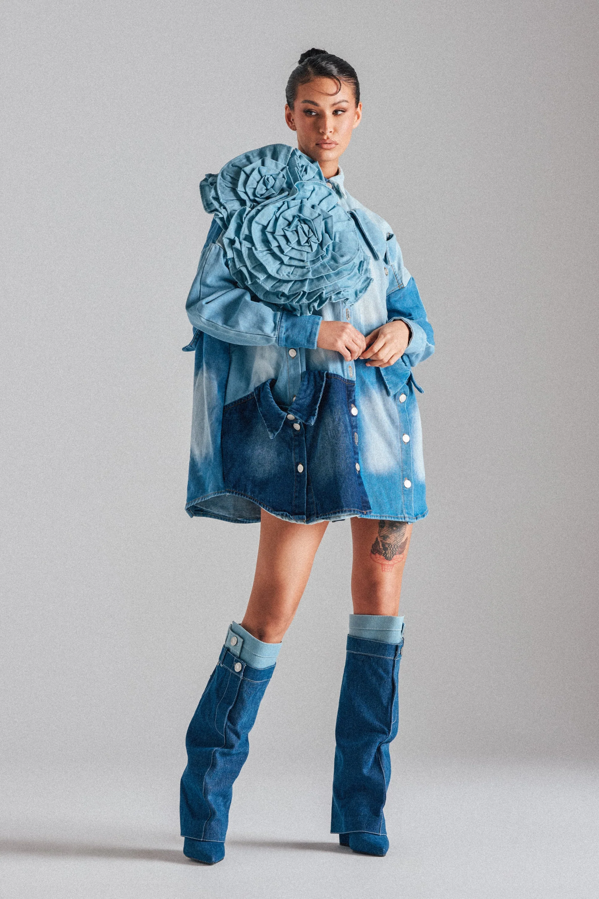 SO FINE DENIM BROOCH - Image 5